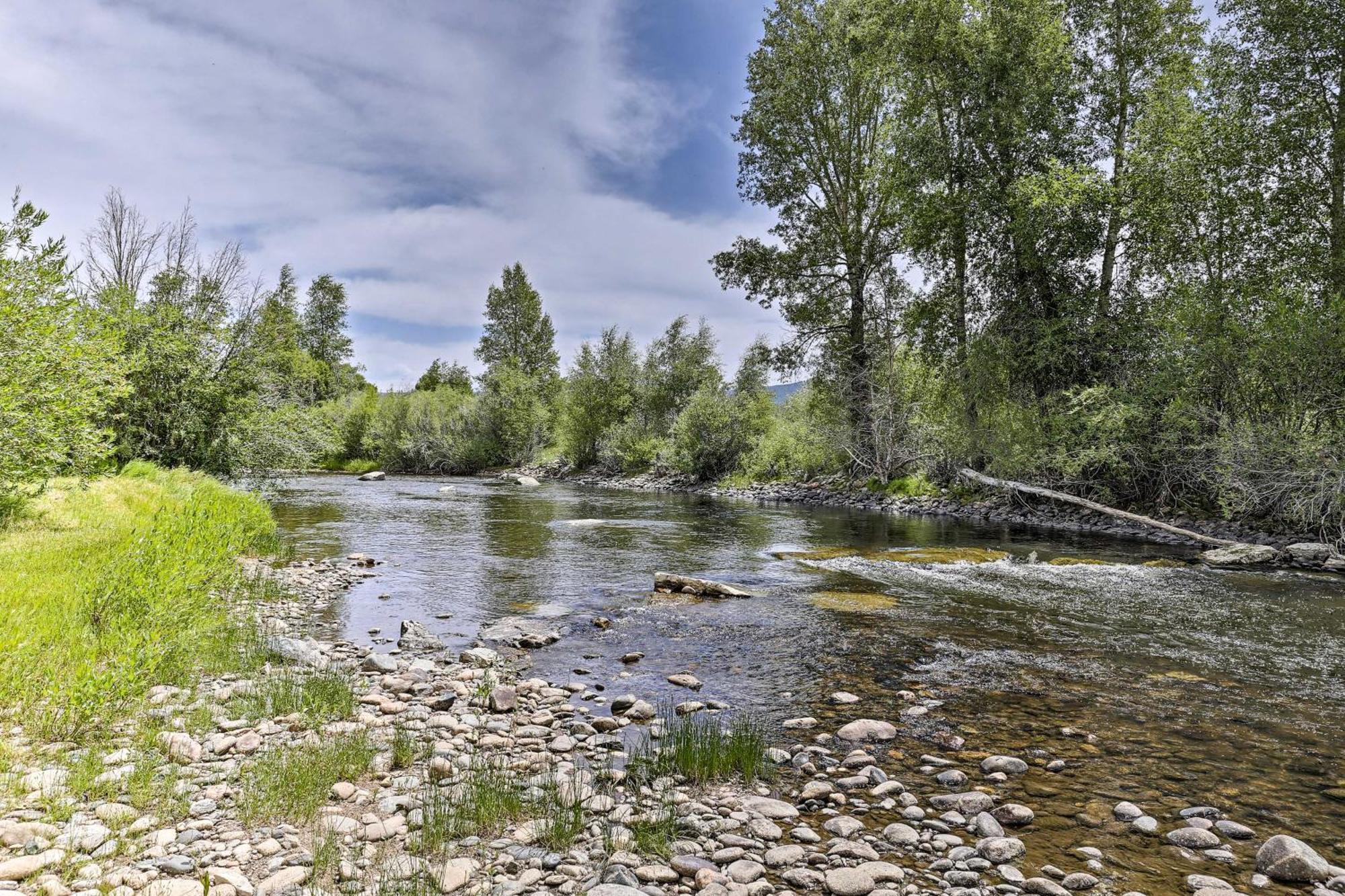 Riverfront Cabin About 4 Mi To Granby Ranch! Dış mekan fotoğraf